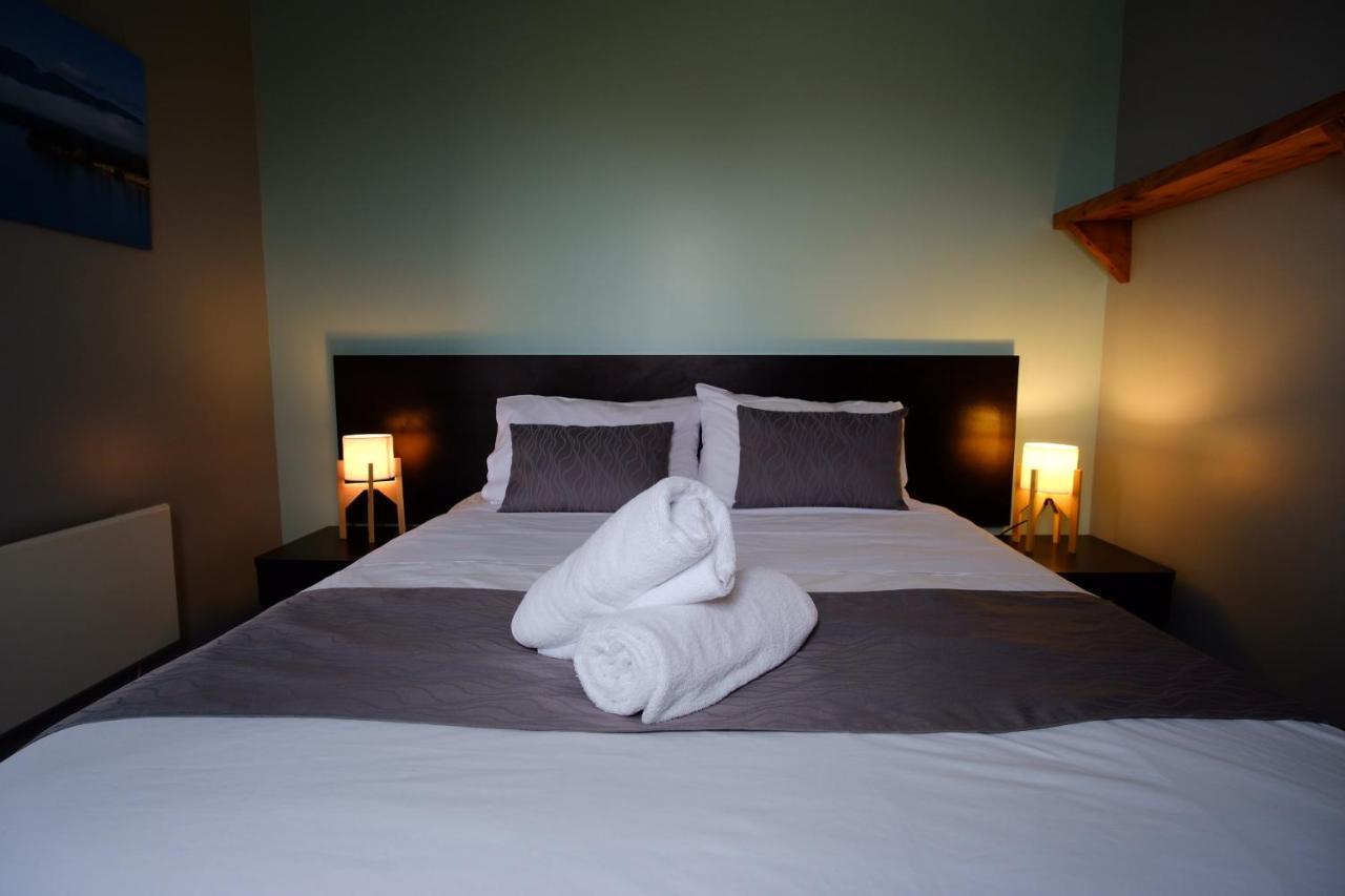 Highlands Farm Stay Twizel Bagian luar foto