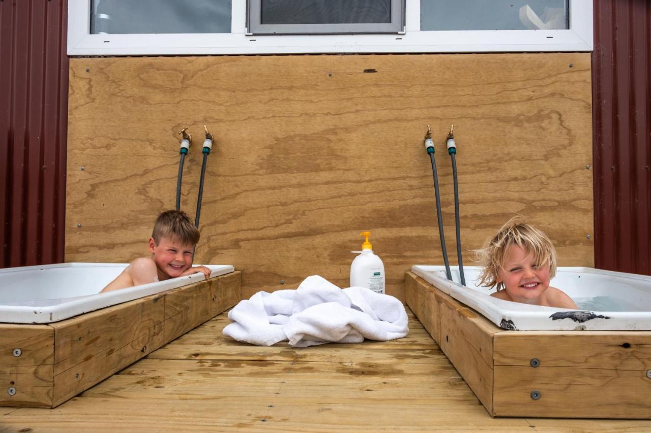 Highlands Farm Stay Twizel Bagian luar foto