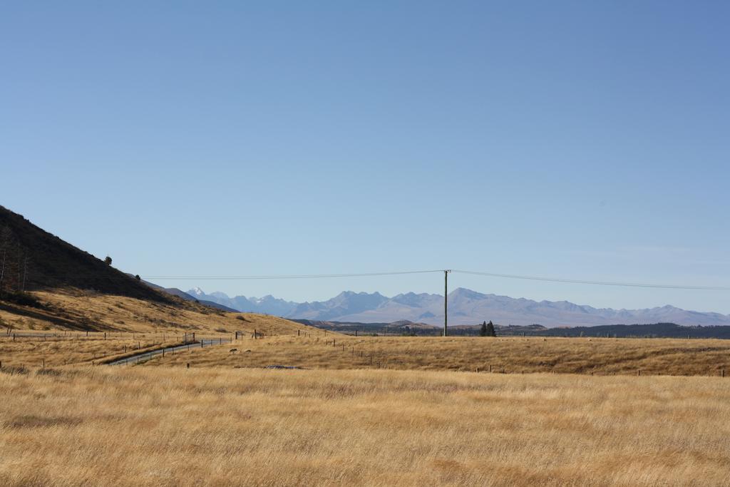 Highlands Farm Stay Twizel Bagian luar foto