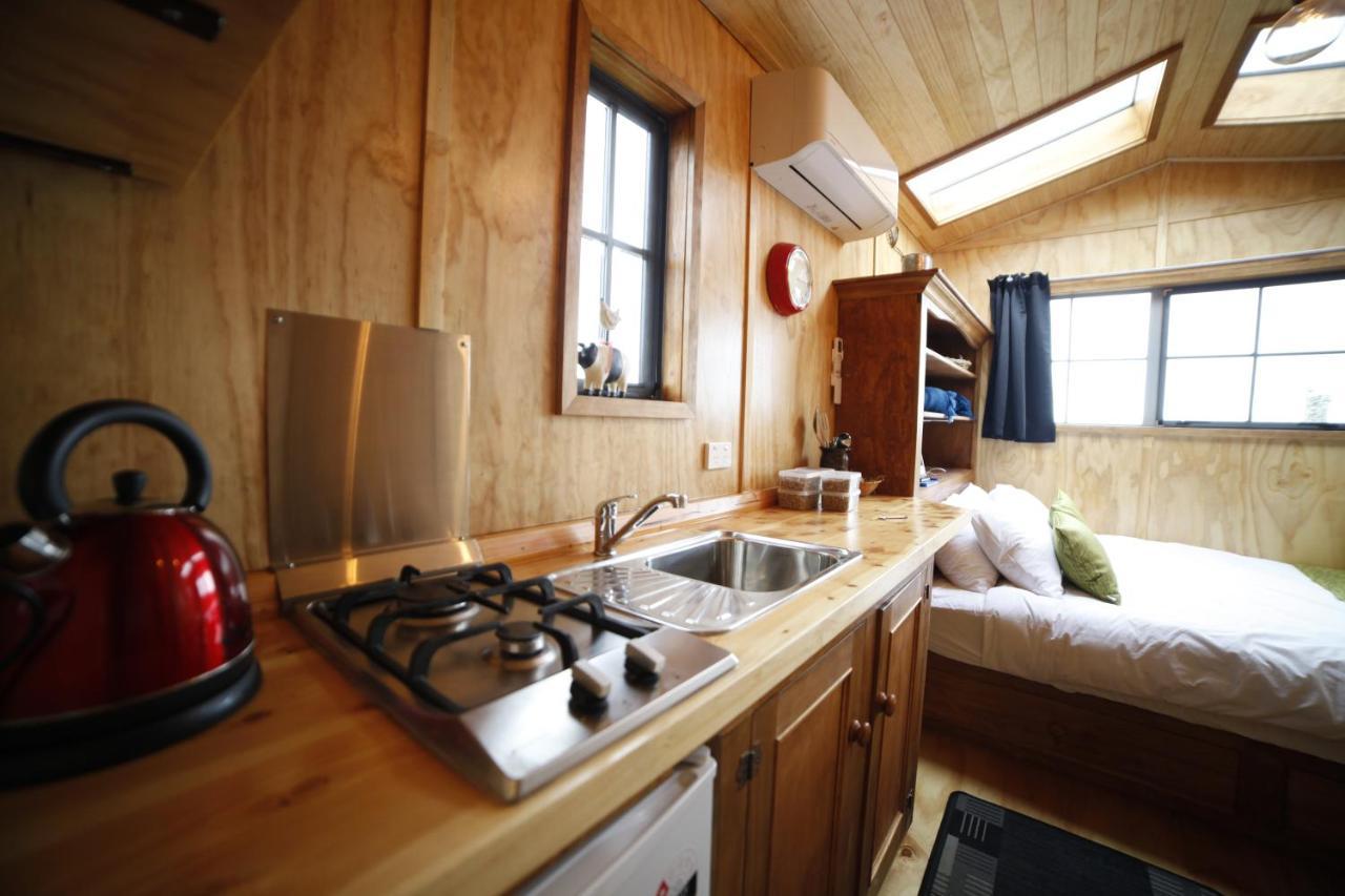 Highlands Farm Stay Twizel Bagian luar foto