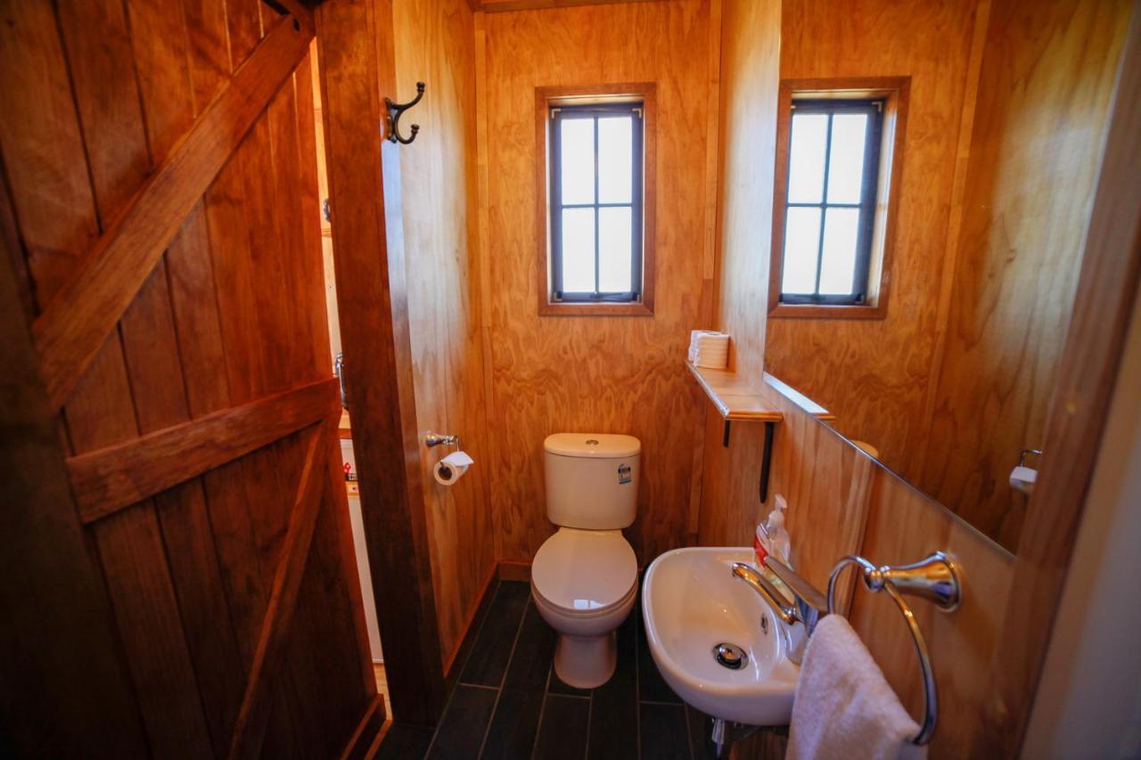 Highlands Farm Stay Twizel Bagian luar foto